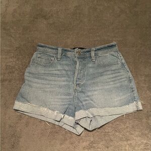 Women’s jean shorts